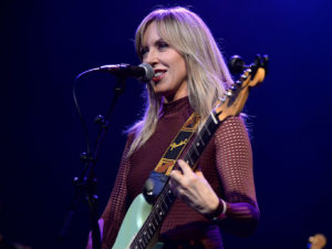 Liz Phair performs onstage during the 'Don't Site Down: Planned Parenthood Benefit Concert' at El Rey Theatre on March 4, 2017 in Los Angeles. Photo: Scott Dudelson/Getty Images