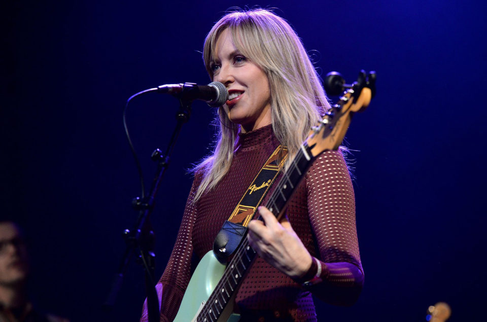 Liz Phair performs onstage during the 'Don't Site Down: Planned Parenthood Benefit Concert' at El Rey Theatre on March 4, 2017 in Los Angeles. Photo: Scott Dudelson/Getty Images